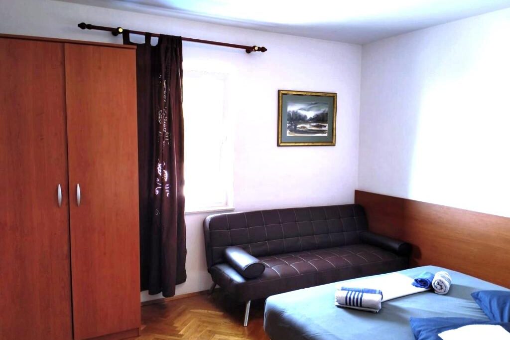 Artistic Two Bedroom Apartment 14